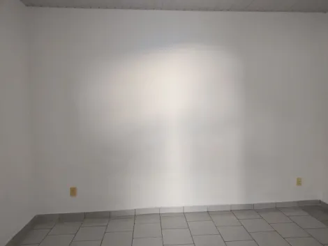 Alugar Casa / Padr&atilde;o em S&atilde;o Jos&eacute; do Rio Preto R$ 1.480,00 - Foto 3