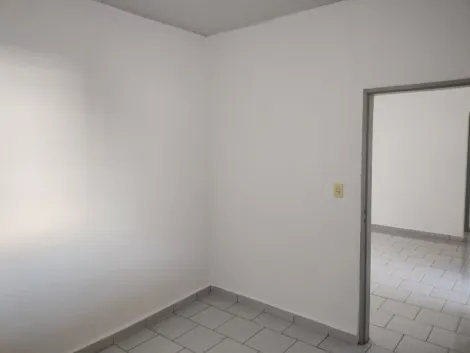 Alugar Casa / Padr&atilde;o em S&atilde;o Jos&eacute; do Rio Preto R$ 1.480,00 - Foto 6