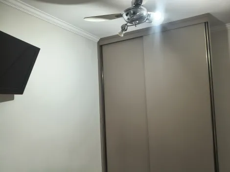 Alugar Apartamento / Padr&atilde;o em S&atilde;o Jos&eacute; do Rio Preto R$ 720,00 - Foto 16