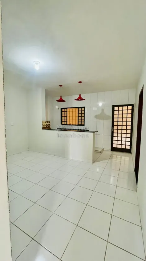 Alugar Casa / Padr&atilde;o em S&atilde;o Jos&eacute; do Rio Preto. apenas R$ 345.000,00