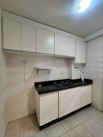 Alugar Apartamento / Padr&atilde;o em S&atilde;o Jos&eacute; do Rio Preto R$ 1.300,00 - Foto 3