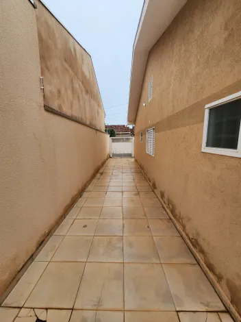 Alugar Casa / Padr&atilde;o em S&atilde;o Jos&eacute; do Rio Preto R$ 2.000,00 - Foto 10