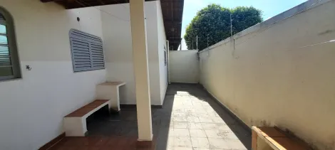 Alugar Casa / Padr&atilde;o em S&atilde;o Jos&eacute; do Rio Preto R$ 2.200,00 - Foto 4