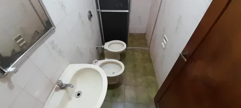 Alugar Casa / Padr&atilde;o em S&atilde;o Jos&eacute; do Rio Preto R$ 2.200,00 - Foto 9