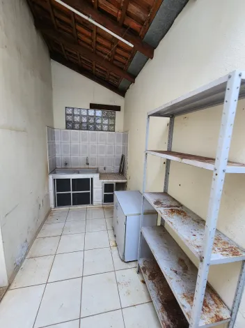Alugar Casa / Padr&atilde;o em S&atilde;o Jos&eacute; do Rio Preto R$ 1.300,00 - Foto 5