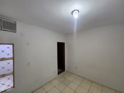 Alugar Casa / Padr&atilde;o em S&atilde;o Jos&eacute; do Rio Preto R$ 1.300,00 - Foto 10