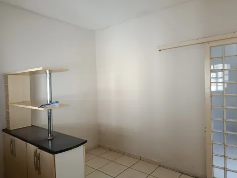 Alugar Casa / Padr&atilde;o em S&atilde;o Jos&eacute; do Rio Preto R$ 1.300,00 - Foto 5