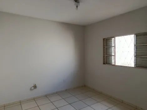 Alugar Casa / Padr&atilde;o em S&atilde;o Jos&eacute; do Rio Preto R$ 1.300,00 - Foto 6