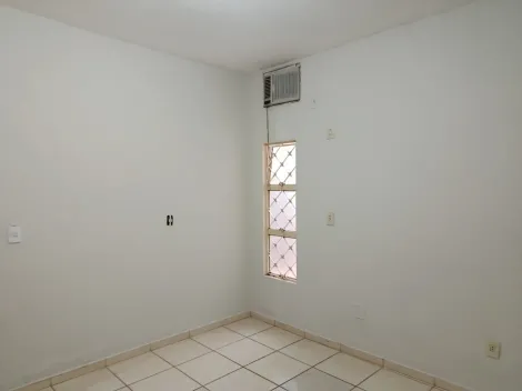 Alugar Casa / Padr&atilde;o em S&atilde;o Jos&eacute; do Rio Preto R$ 1.300,00 - Foto 9