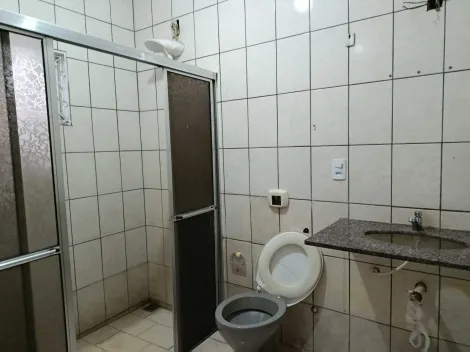 Alugar Casa / Padr&atilde;o em S&atilde;o Jos&eacute; do Rio Preto R$ 1.300,00 - Foto 12