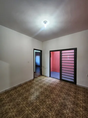 Alugar Casa / Padr&atilde;o em S&atilde;o Jos&eacute; do Rio Preto R$ 1.800,00 - Foto 3