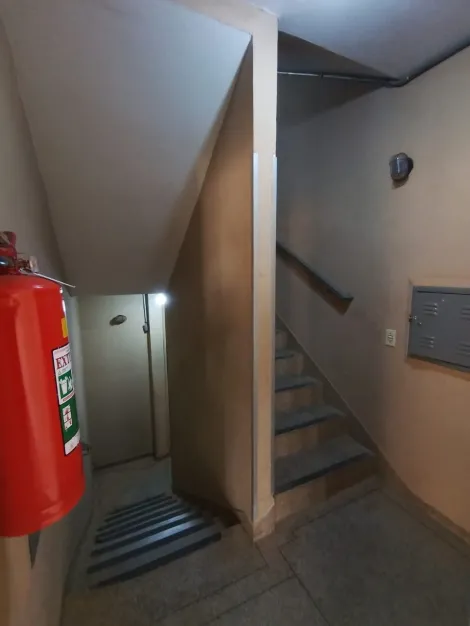 Alugar Apartamento / Padr&atilde;o em S&atilde;o Jos&eacute; do Rio Preto R$ 1.050,00 - Foto 20