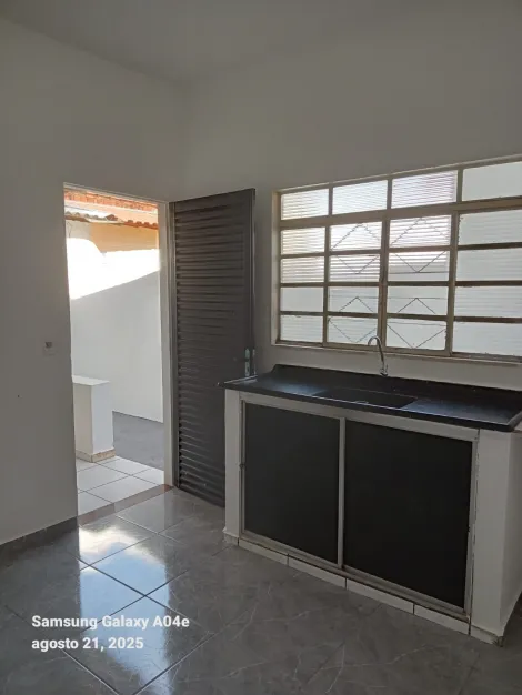 Alugar Casa / Padr&atilde;o em S&atilde;o Jos&eacute; do Rio Preto R$ 2.000,00 - Foto 6