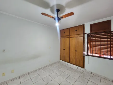 Alugar Apartamento / Padr&atilde;o em S&atilde;o Jos&eacute; do Rio Preto R$ 1.000,00 - Foto 8