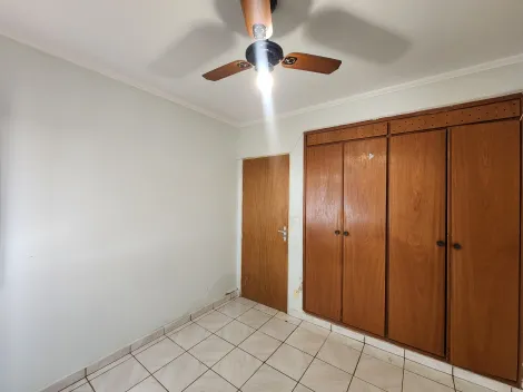 Alugar Apartamento / Padr&atilde;o em S&atilde;o Jos&eacute; do Rio Preto R$ 1.000,00 - Foto 11