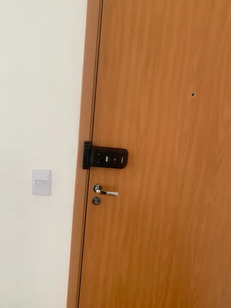 Alugar Apartamento / Padr&atilde;o em S&atilde;o Jos&eacute; do Rio Preto R$ 1.100,00 - Foto 10