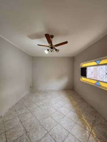 Alugar Casa / Padr&atilde;o em S&atilde;o Jos&eacute; do Rio Preto R$ 3.000,00 - Foto 2