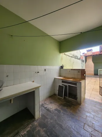 Alugar Casa / Padr&atilde;o em S&atilde;o Jos&eacute; do Rio Preto R$ 2.500,00 - Foto 18