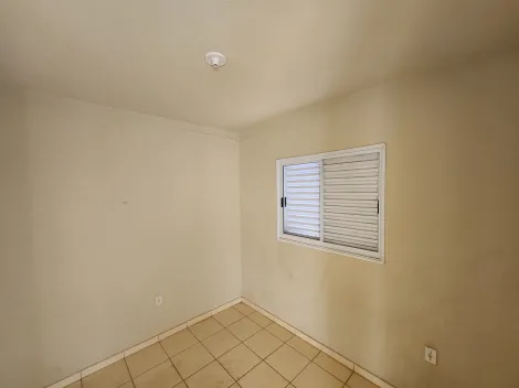 Alugar Casa / Padr&atilde;o em S&atilde;o Jos&eacute; do Rio Preto R$ 880,00 - Foto 6