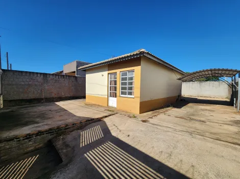 Alugar Casa / Padr&atilde;o em S&atilde;o Jos&eacute; do Rio Preto R$ 880,00 - Foto 13