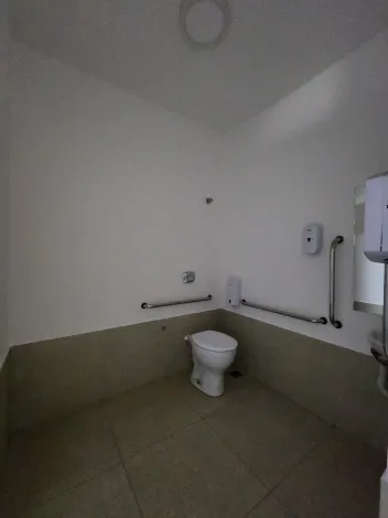 Alugar Comercial / Sal&atilde;o em S&atilde;o Jos&eacute; do Rio Preto R$ 18.000,00 - Foto 9