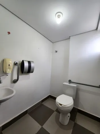 Alugar Comercial / Sala em S&atilde;o Jos&eacute; do Rio Preto R$ 1.500,00 - Foto 7