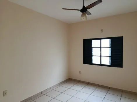 Alugar Casa / Padr&atilde;o em S&atilde;o Jos&eacute; do Rio Preto R$ 2.000,00 - Foto 8