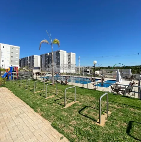 Comprar Apartamento / Padr&atilde;o em S&atilde;o Jos&eacute; do Rio Preto R$ 195.000,00 - Foto 13