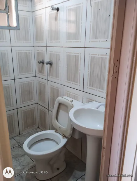 Alugar Casa / Padr&atilde;o em S&atilde;o Jos&eacute; do Rio Preto R$ 950,00 - Foto 14