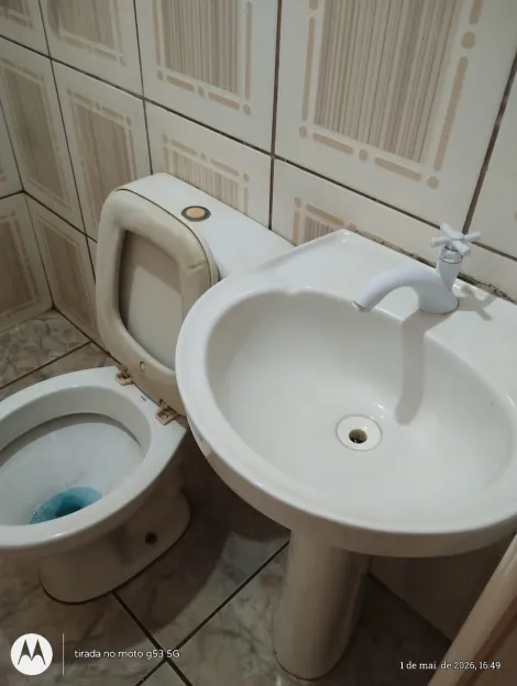Alugar Casa / Padr&atilde;o em S&atilde;o Jos&eacute; do Rio Preto R$ 950,00 - Foto 15