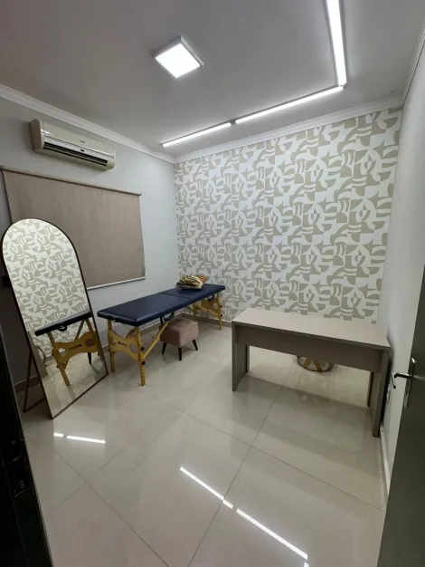Alugar Casa / Padr&atilde;o em S&atilde;o Jos&eacute; do Rio Preto R$ 4.187,23 - Foto 16