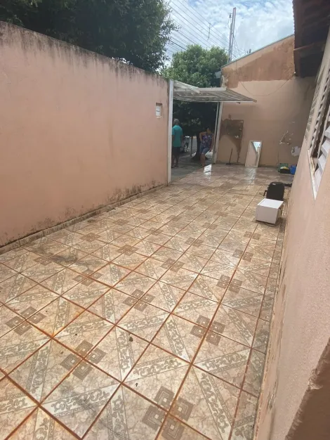 Alugar Casa / Padr&atilde;o em S&atilde;o Jos&eacute; do Rio Preto R$ 1.500,00 - Foto 9