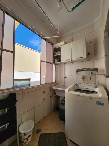 Alugar Apartamento / Padr&atilde;o em S&atilde;o Jos&eacute; do Rio Preto R$ 2.000,00 - Foto 11