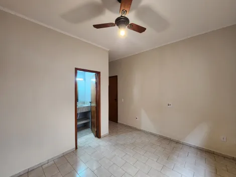 Alugar Casa / Padr&atilde;o em S&atilde;o Jos&eacute; do Rio Preto R$ 2.600,00 - Foto 4