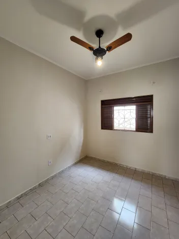 Alugar Casa / Padr&atilde;o em S&atilde;o Jos&eacute; do Rio Preto R$ 2.600,00 - Foto 9