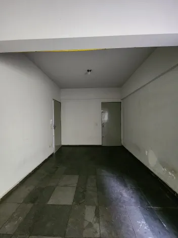 Alugar Apartamento / Padr&atilde;o em S&atilde;o Jos&eacute; do Rio Preto R$ 950,00 - Foto 4