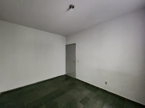 Alugar Apartamento / Padr&atilde;o em S&atilde;o Jos&eacute; do Rio Preto R$ 950,00 - Foto 11