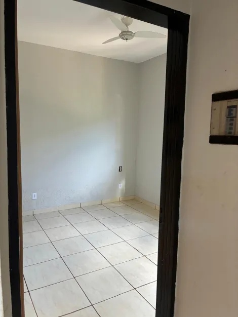 Comprar Casa / Padr&atilde;o em S&atilde;o Jos&eacute; do Rio Preto R$ 150.000,00 - Foto 5