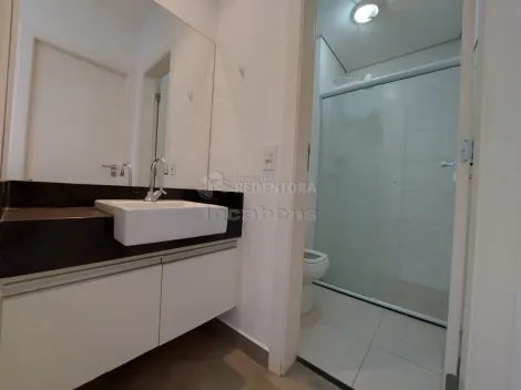 Alugar Apartamento / Padr&atilde;o em S&atilde;o Jos&eacute; do Rio Preto R$ 1.700,00 - Foto 7
