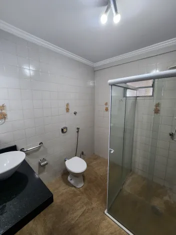 Alugar Apartamento / Padr&atilde;o em S&atilde;o Jos&eacute; do Rio Preto R$ 1.500,00 - Foto 4