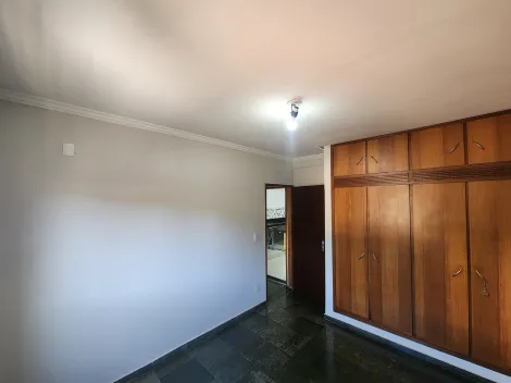 Alugar Apartamento / Padr&atilde;o em S&atilde;o Jos&eacute; do Rio Preto R$ 1.500,00 - Foto 10
