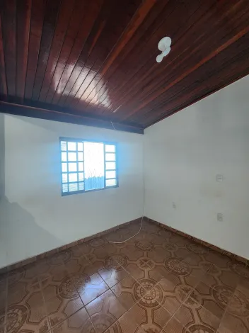 Alugar Casa / Padr&atilde;o em S&atilde;o Jos&eacute; do Rio Preto R$ 800,00 - Foto 2