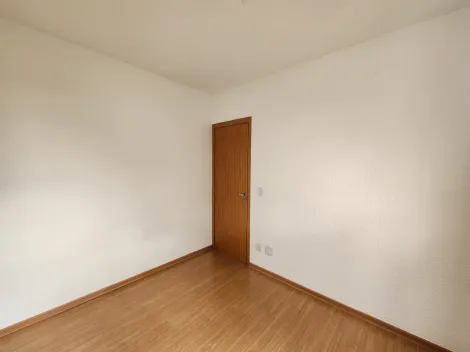 Alugar Apartamento / Padr&atilde;o em S&atilde;o Jos&eacute; do Rio Preto R$ 750,00 - Foto 5