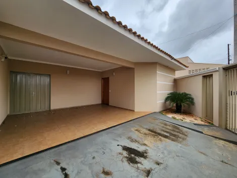 Alugar Casa / Padr&atilde;o em S&atilde;o Jos&eacute; do Rio Preto. apenas R$ 3.200,00