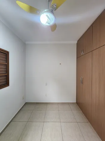 Alugar Casa / Padr&atilde;o em S&atilde;o Jos&eacute; do Rio Preto R$ 3.200,00 - Foto 9