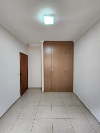 Alugar Casa / Padr&atilde;o em S&atilde;o Jos&eacute; do Rio Preto R$ 3.200,00 - Foto 13
