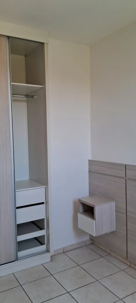 Alugar Apartamento / Padr&atilde;o em S&atilde;o Jos&eacute; do Rio Preto R$ 1.200,00 - Foto 12