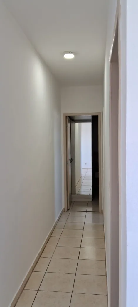 Alugar Apartamento / Padr&atilde;o em S&atilde;o Jos&eacute; do Rio Preto R$ 1.200,00 - Foto 5