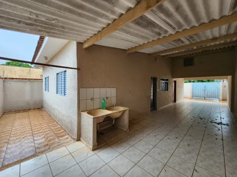 Alugar Casa / Padr&atilde;o em S&atilde;o Jos&eacute; do Rio Preto R$ 1.800,00 - Foto 2