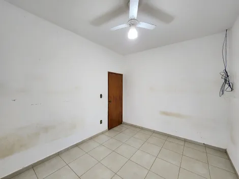 Alugar Casa / Padr&atilde;o em S&atilde;o Jos&eacute; do Rio Preto R$ 1.800,00 - Foto 10